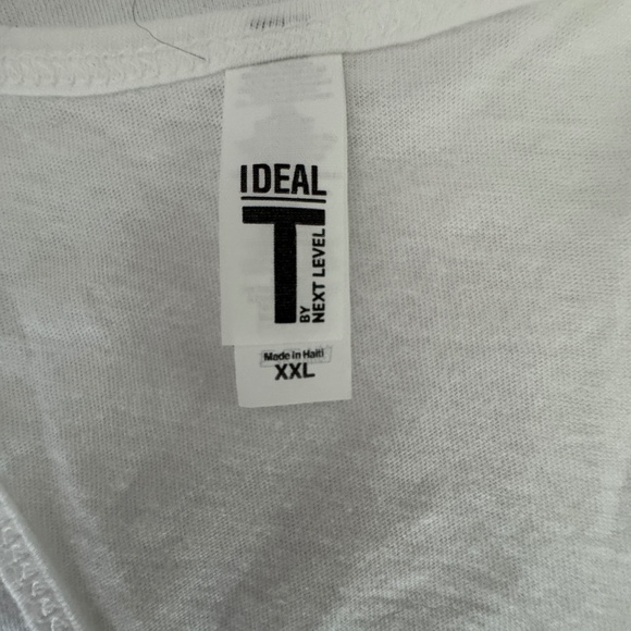 Hootie & the Blowfish Official 'Summer Camp With Trucks' 2024 Tour Tank - Picture 5 of 5